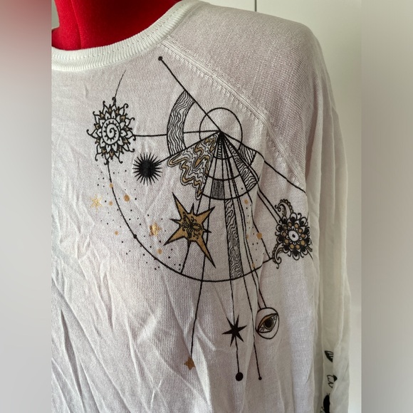 Torrid sheer white long sleeve top - Picture 2 of 6